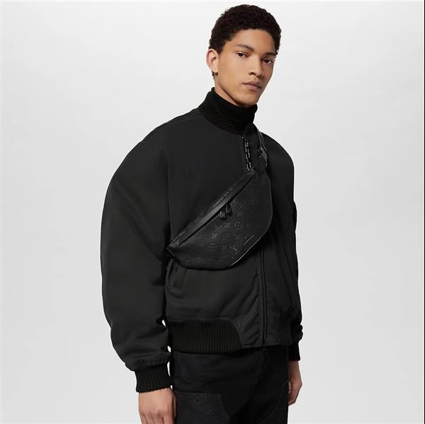 2026120181033232 460